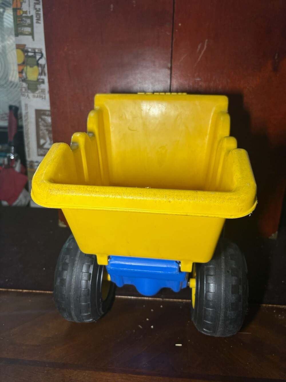 Tonka Plastic Big Dump Truck Yellow and Blue Toy - Picture 5 of 7